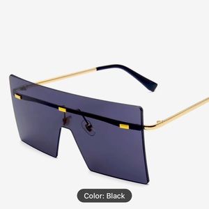 Frameless Fantasy - Bold